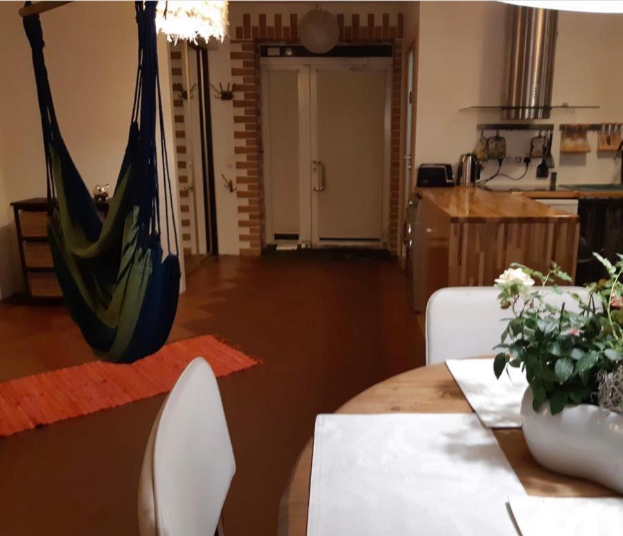 2 Story Studio Apartment Free Parking Included Riga Dış mekan fotoğraf