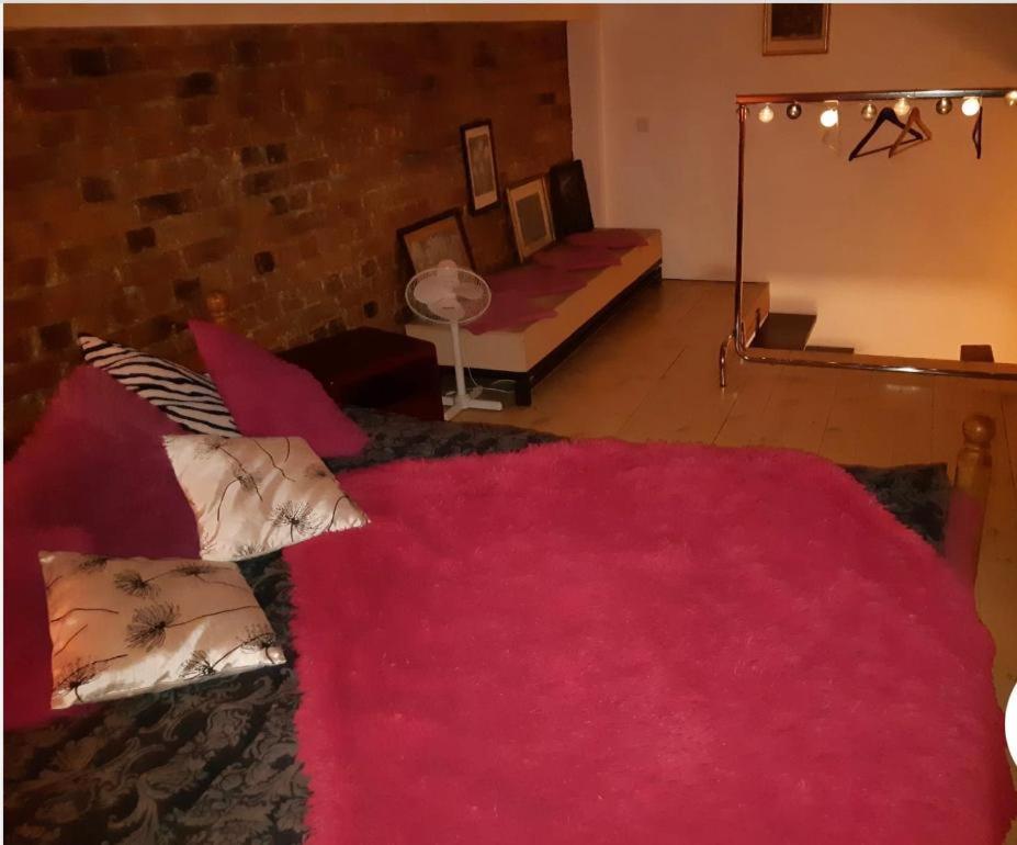 2 Story Studio Apartment Free Parking Included Riga Dış mekan fotoğraf